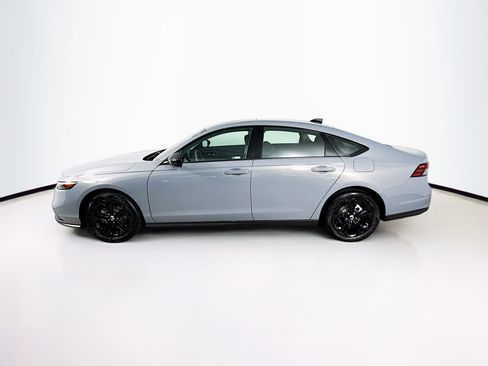 Certified 2025 Honda Accord SE image 7