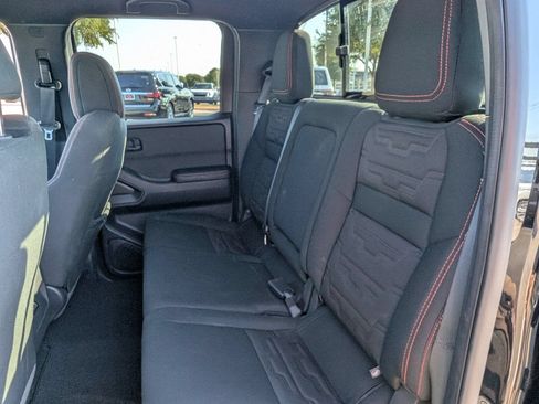 Used 2026 Nissan Frontier PRO-4X AWD/4WD image 28