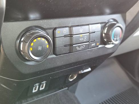 Used 2019 Ford F150 XLT RWD image 21