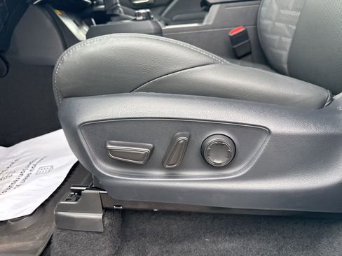 New 2025 Toyota Tacoma TRD Off-Road image 14