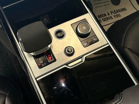 Used 2023 Land Rover Range Rover SE image 38