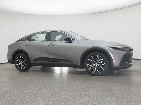 New 2026 Toyota Crown XLE image 31