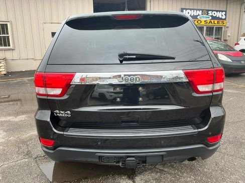 Used 2012 Jeep Grand Cherokee Laredo image 4