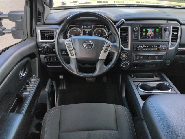 Used 2019 Nissan Titan SV w/ SV Convenience Package AWD/4WD image 17