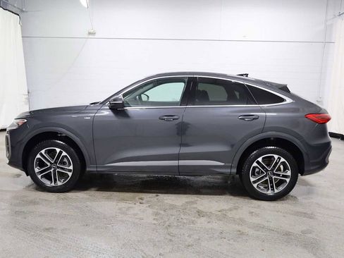 New 2025 Audi Q5 Premium image 2