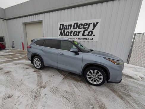 Used 2021 Toyota Highlander Limited image 32