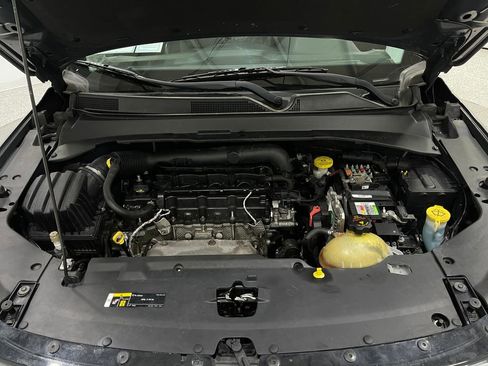 Used 2018 Jeep Compass Limited image 25