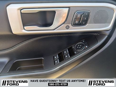 Used 2020 Ford Explorer Limited RWD image 19