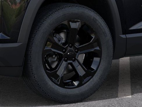 New 2026 Chevrolet Equinox LT FWD image 9