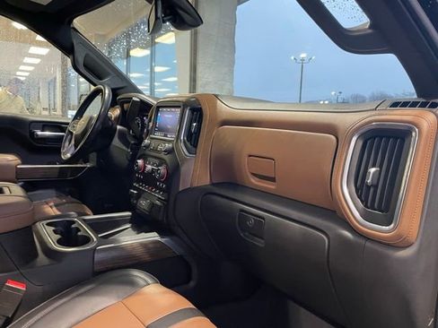 Used 2022 Chevrolet Silverado 1500 High Country AWD/4WD image 28
