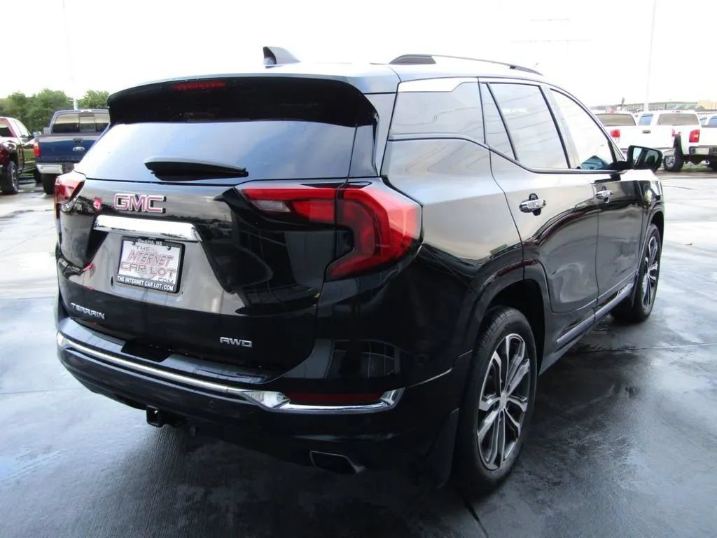 Used 2018 GMC Terrain Denali w/ Comfort Package AWD/4WD image 6