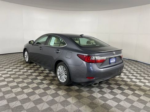 Used 2016 Lexus ES 350 w/ Premium Package w/Wood Trim image 23