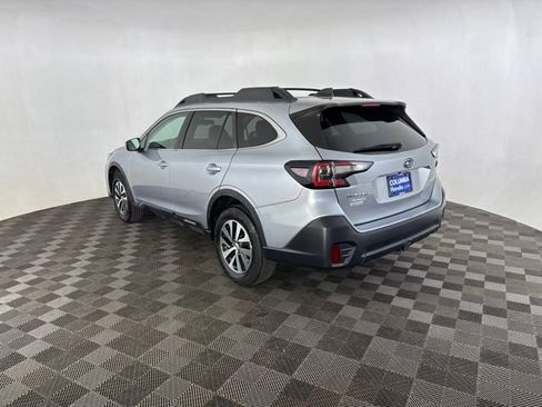 Used 2022 Subaru Outback Premium AWD/4WD image 9