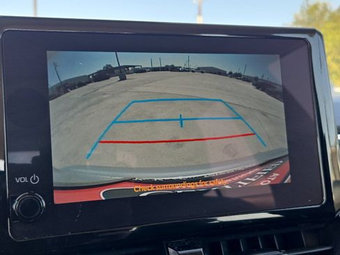 Used 2024 Toyota Corolla LE FWD image 17