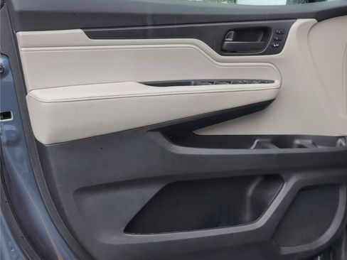 Used 2025 Honda Odyssey EX-L image 19