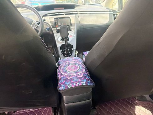 Used 2015 Toyota Prius Two FWD image 10