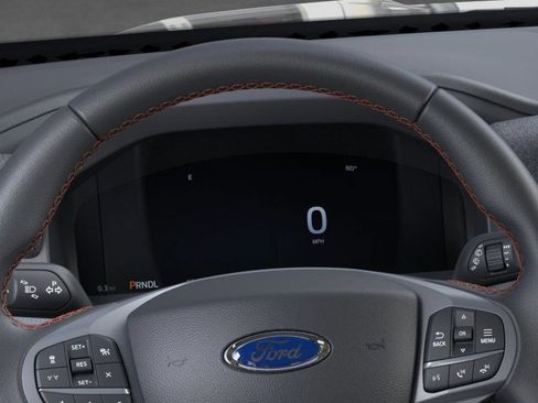 Used 2025 Ford Explorer Active w/ Active Comfort Package RWD image 14