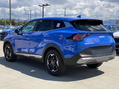 New 2026 Kia Sportage EX FWD image 6