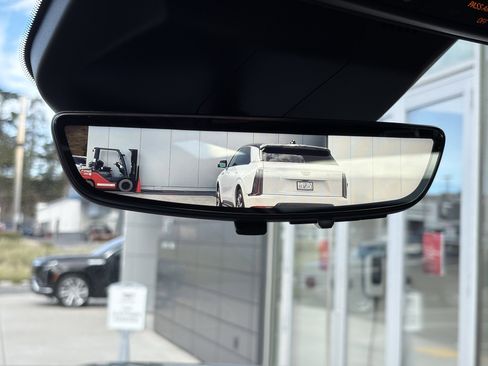 New 2026 Cadillac Escalade Luxury w/ Touring Package image 35