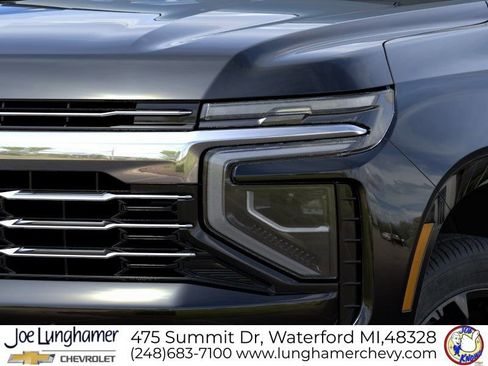 New 2026 Chevrolet Suburban LT AWD/4WD image 12