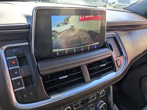 Certified 2023 GMC Yukon SLT w/ SLT Premium Package image 12