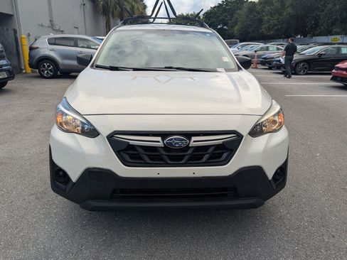 Used 2021 Subaru Crosstrek 2.0i AWD/4WD image 2
