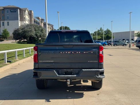 Used 2020 Chevrolet Silverado 1500 Custom w/ Custom Value Package RWD image 5