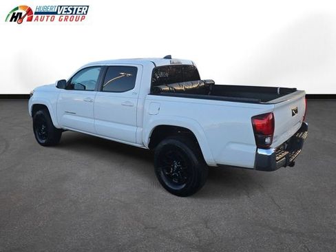 Used 2020 Toyota Tacoma SR5 image 8
