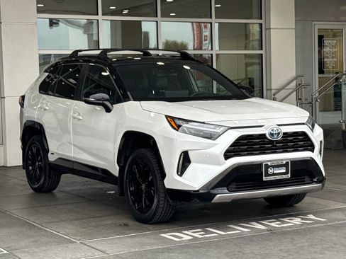 Certified 2023 Toyota RAV4 XSE AWD/4WD image 9
