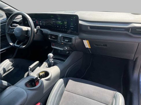 Used 2024 Ford Mustang Dark Horse image 10