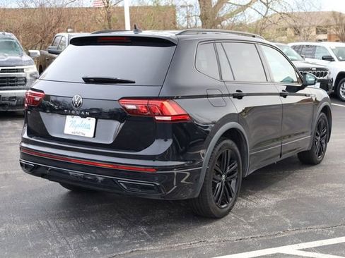 Used 2022 Volkswagen Tiguan SE R-Line FWD image 6