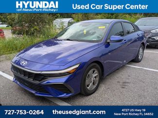 Used 2024 Hyundai Elantra SE FWD video 1
