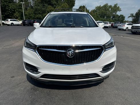 Used 2018 Buick Enclave Premium w/ Experience Buick Package FWD image 8