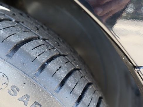 Used 2024 MAZDA MAZDA3 s image 44