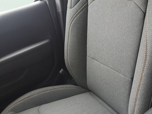 New 2025 Jeep Gladiator Sport image 27