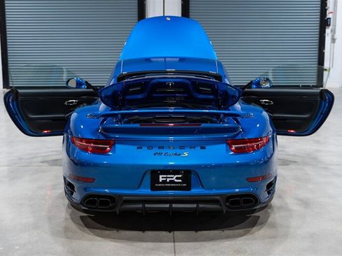 Used 2014 Porsche 911 Turbo S w/ Light Design Package AWD/4WD image 39