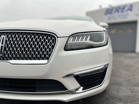 Used 2017 Lincoln MKZ Reserve w/ Climate Package image 32
