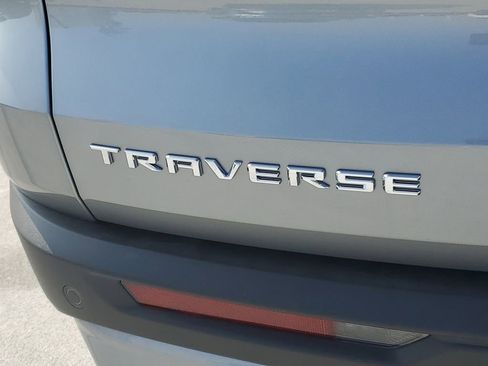 New 2026 Chevrolet Traverse LT w/ Driver Confidence Package FWD image 7