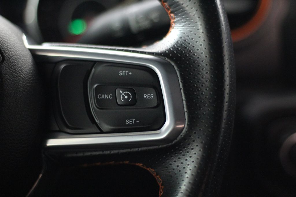 Used 2021 Jeep Gladiator Mojave w/ LED Lighting Group AWD/4WD image 13