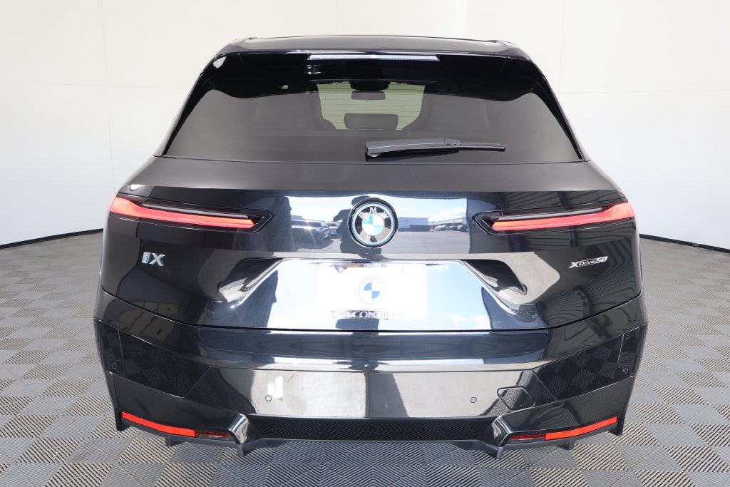 Certified 2024 BMW iX xDrive50 w/ Sport Package AWD/4WD image 5