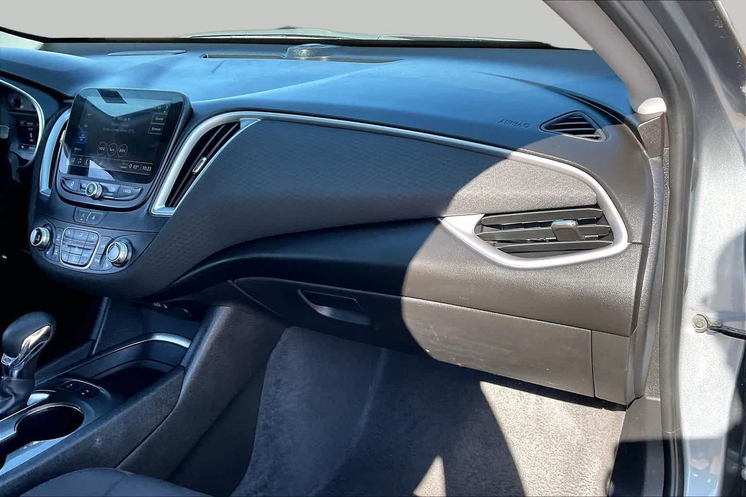 Used 2024 Chevrolet Malibu LT FWD image 18