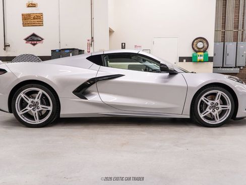 Used 2020 Chevrolet Corvette Stingray Premium Cpe w/ 3LT Preferred Equipment Group RWD image 16