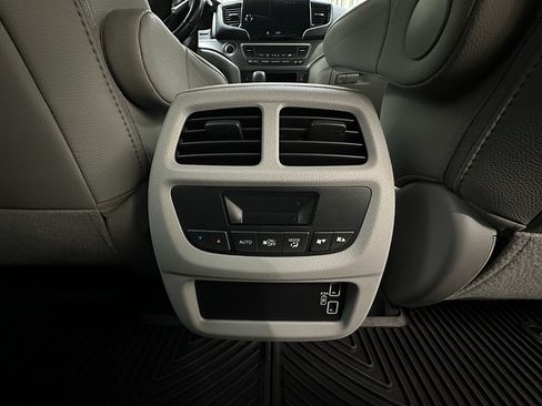 Used 2020 Honda Pilot EX-L image 23