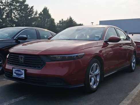 Used 2024 Honda Accord LX image 2