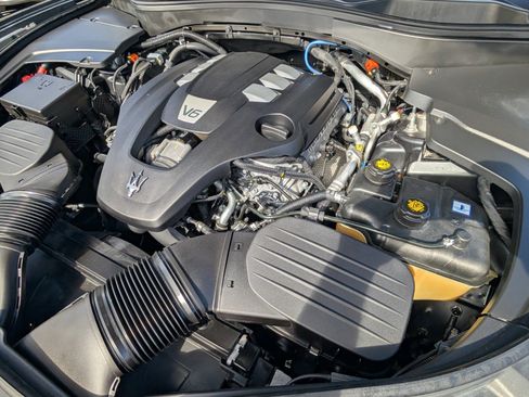 Used 2022 Maserati Levante GT image 20