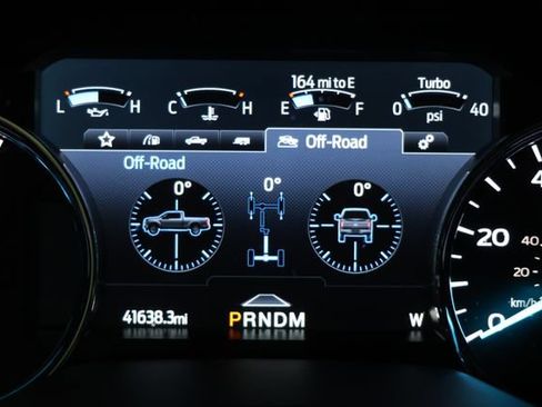 Used 2022 Ford F350 Platinum w/ FX4 Off-Road Package AWD/4WD image 96