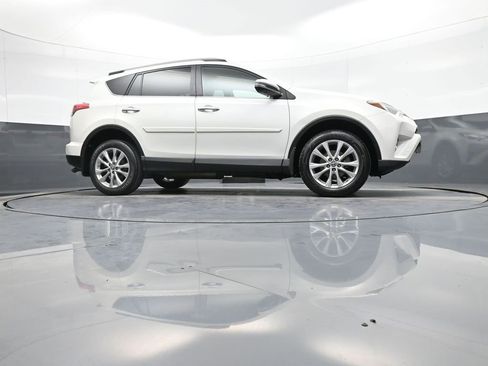 Certified 2018 Toyota RAV4 Limited image 29