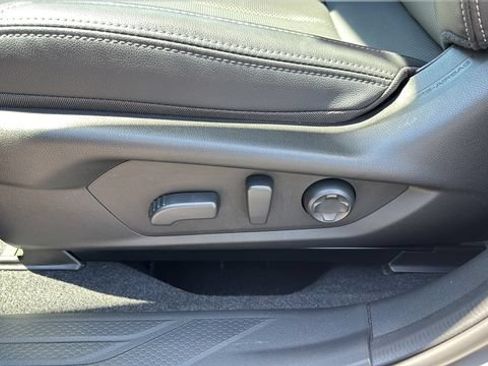 Certified 2026 Subaru Outback Touring AWD/4WD image 19