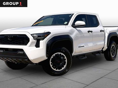 Used 2024 Toyota Tacoma TRD Off-Road AWD/4WD image 1