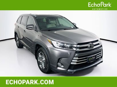 Used 2017 Toyota Highlander Limited Platinum